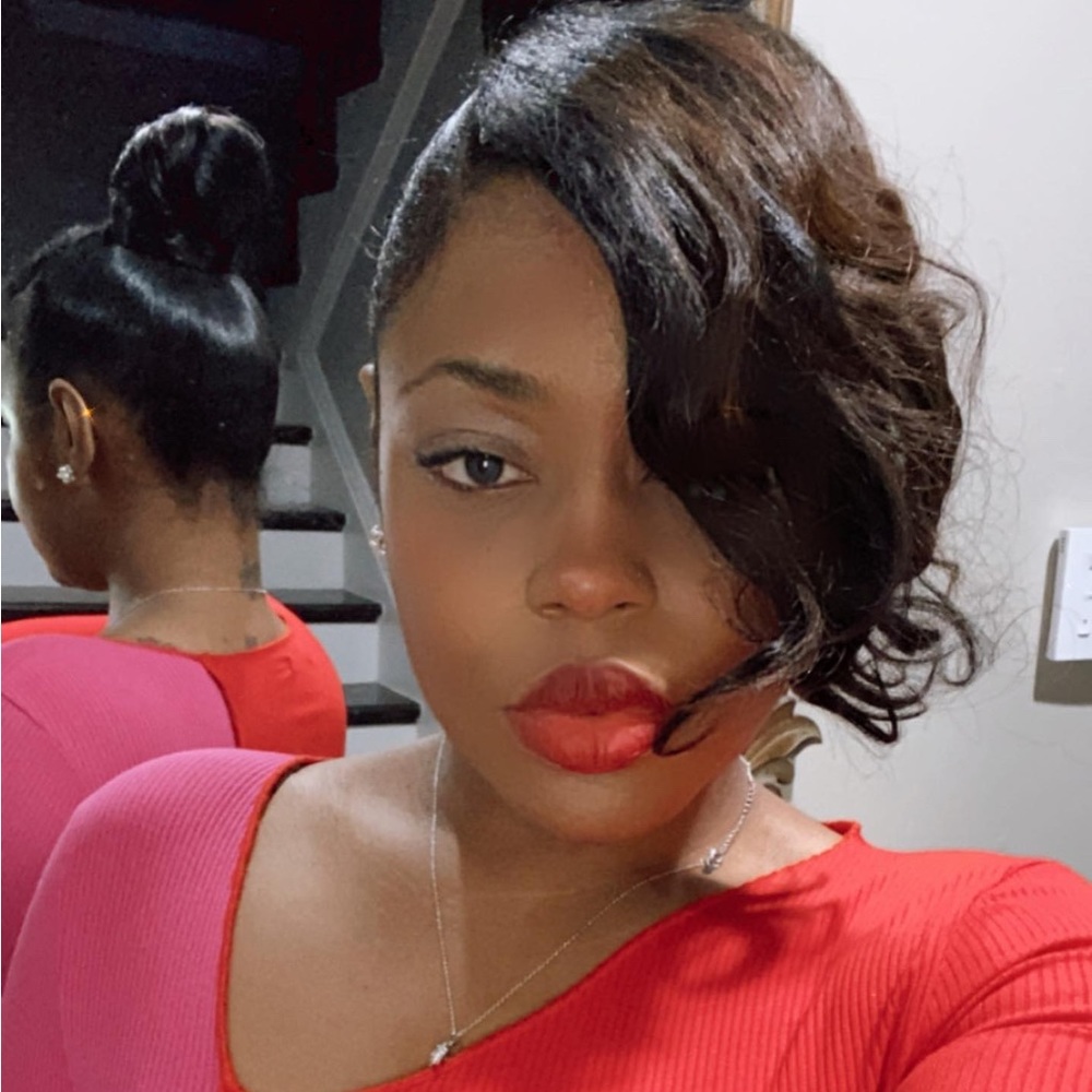 Meet your Posher, Brittini